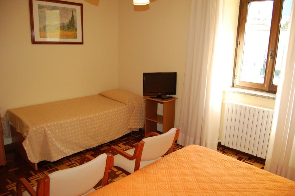 סונדאלו Hotel Delle Alpi חדר תמונה